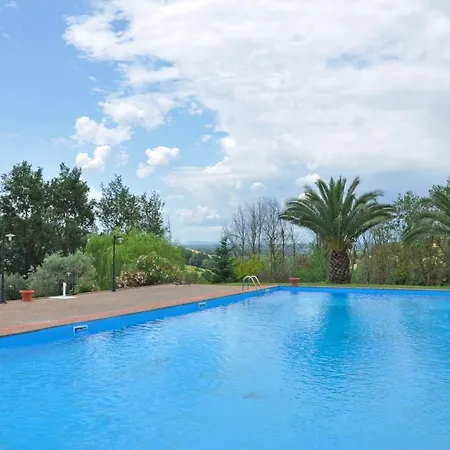Sleeps 4 T240302 * Otricoli
